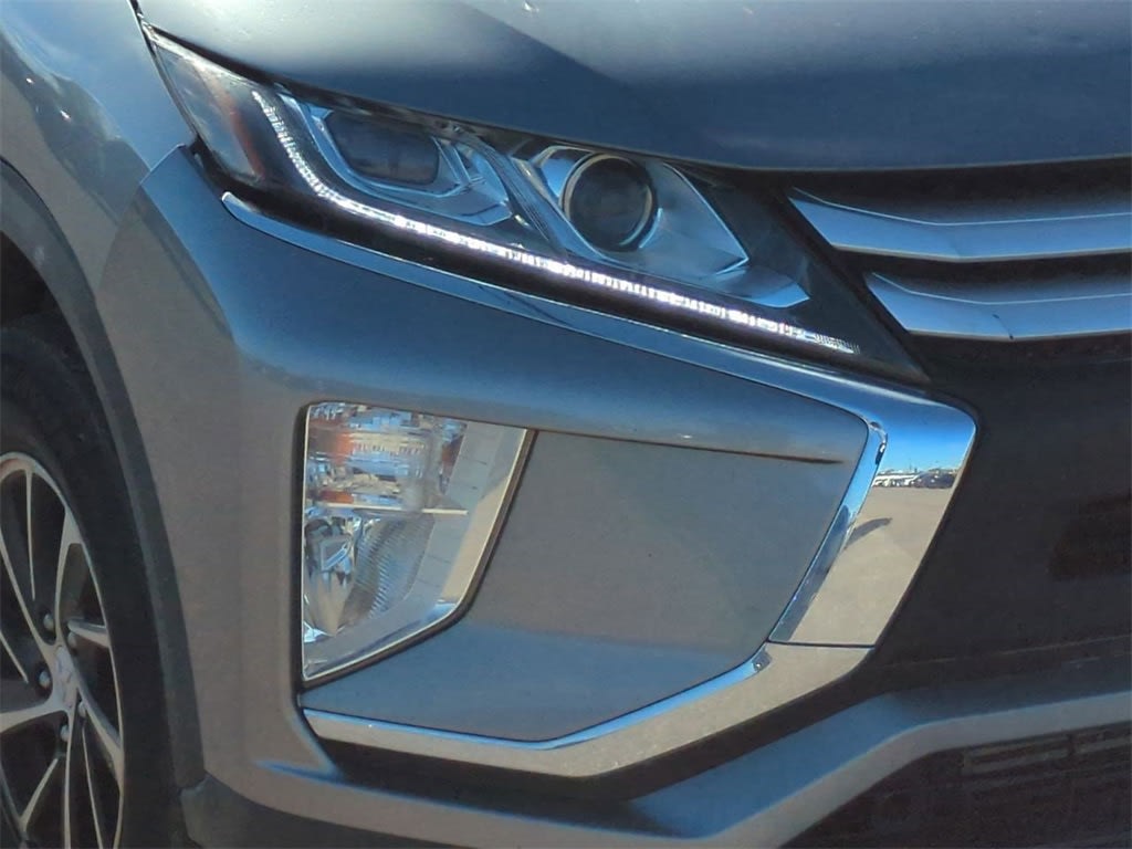 Thumbnail: 2020 Mitsubishi Eclipse Cross - 17