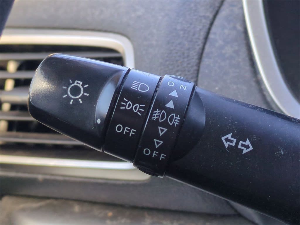 Thumbnail: 2020 Mitsubishi Eclipse Cross - 24