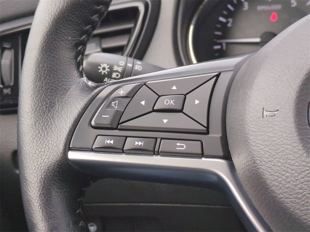 Thumbnail: 2022 Nissan Rogue Sport - 29