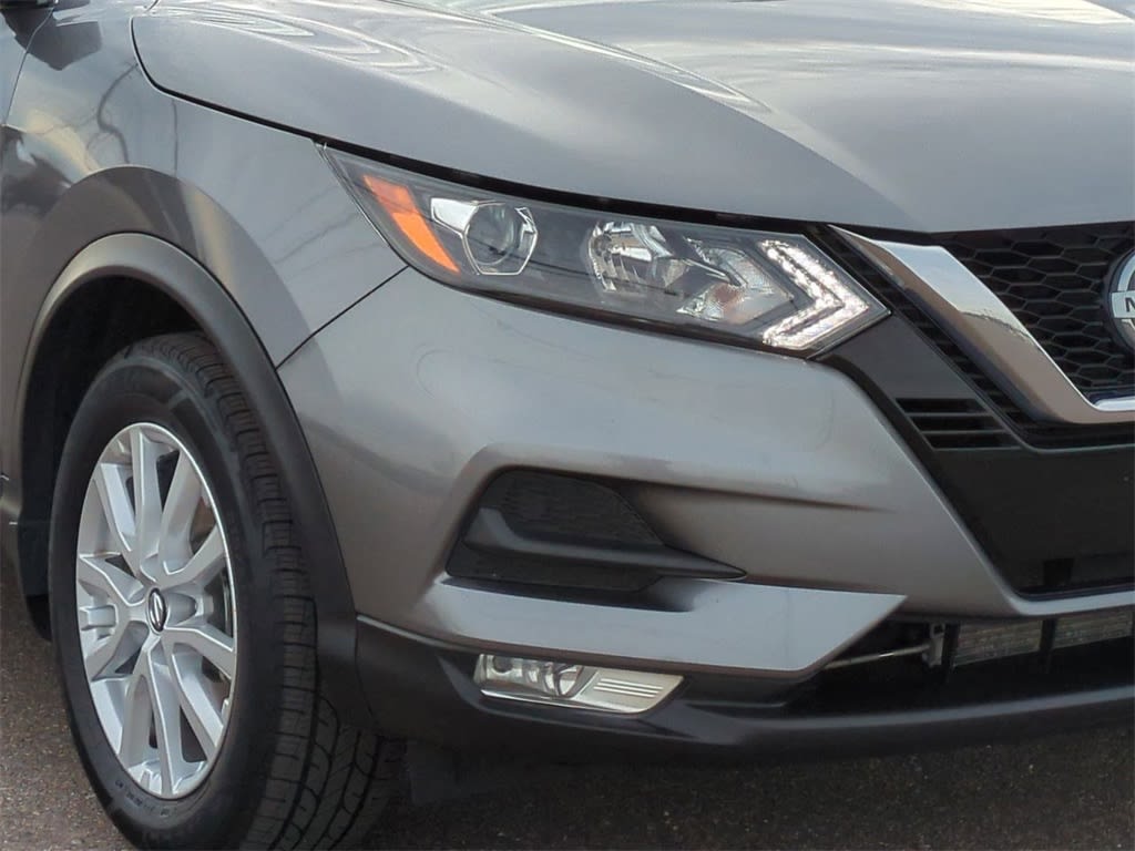 Thumbnail: 2022 Nissan Rogue Sport - 24