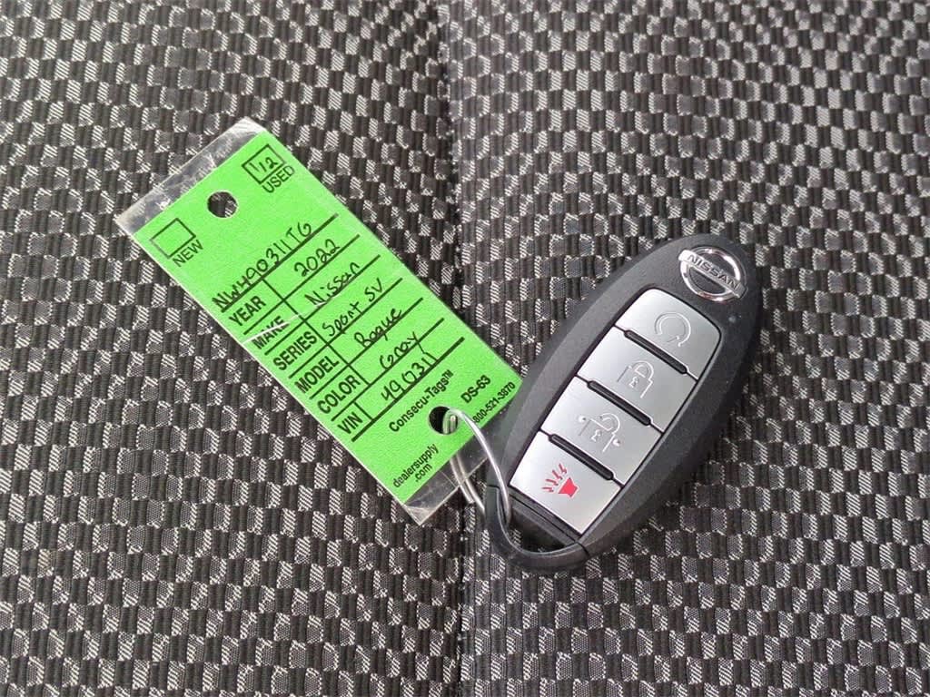 Thumbnail: 2022 Nissan Rogue Sport - 19