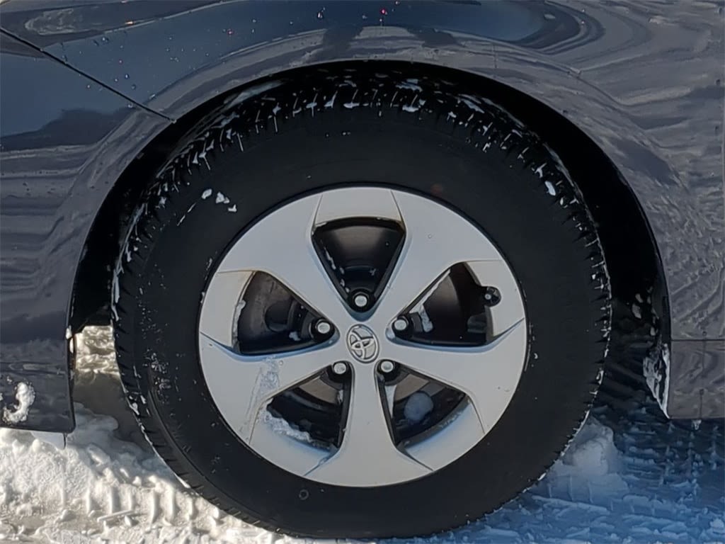 Thumbnail: 2014 Toyota Prius - 3