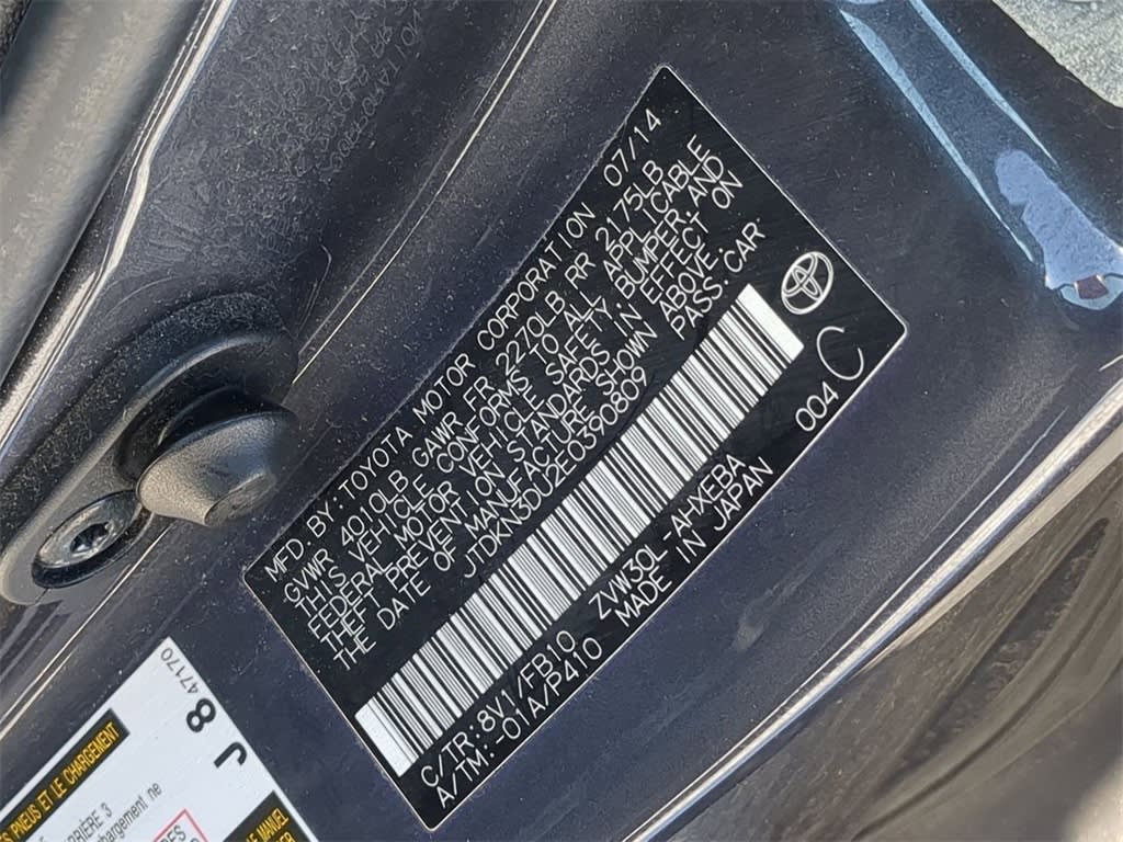 Thumbnail: 2014 Toyota Prius - 13