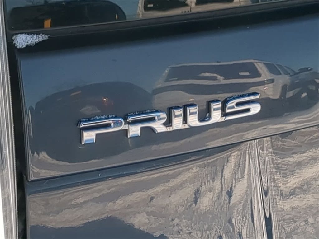 Thumbnail: 2014 Toyota Prius - 15