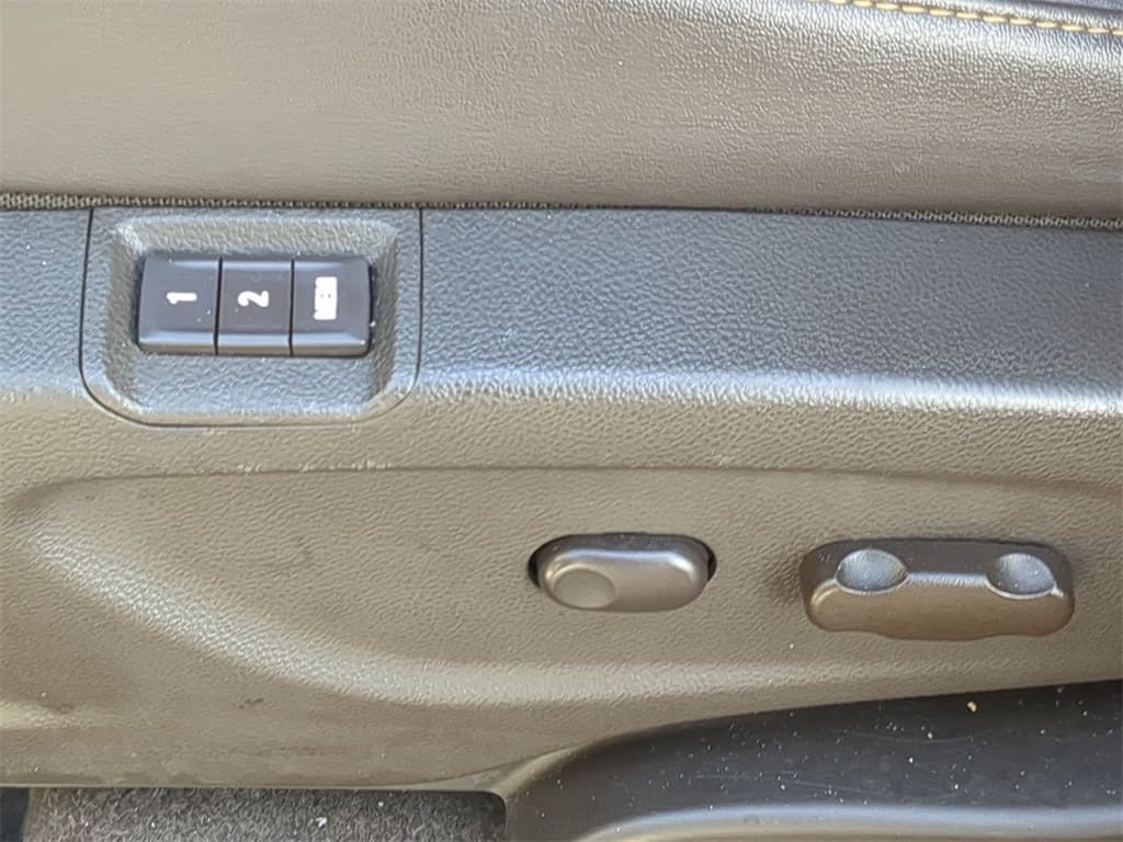 Thumbnail: 2014 Buick Encore - 26