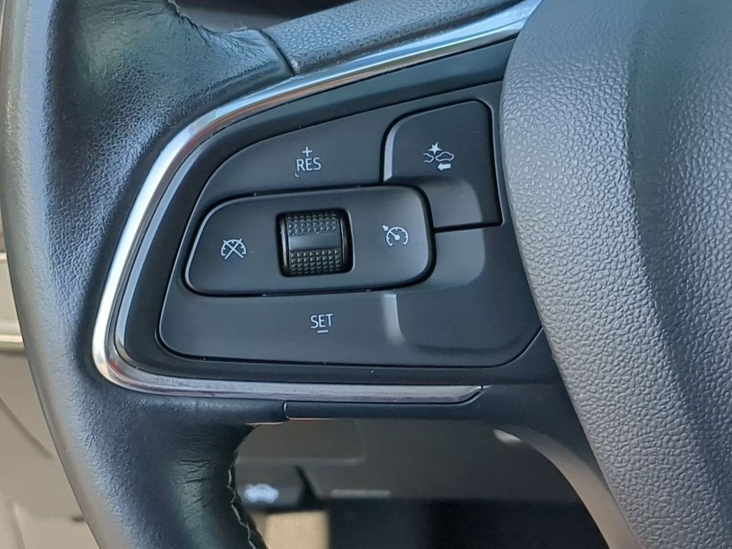 Thumbnail: 2021 Buick Encore GX - 27