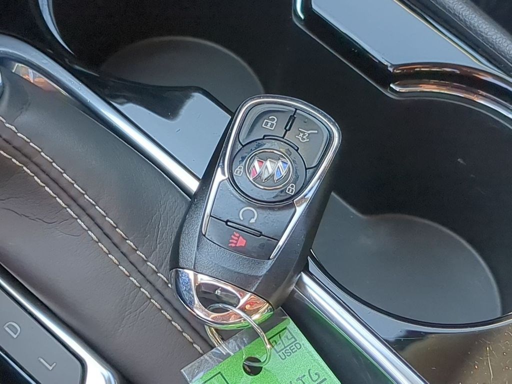 Thumbnail: 2021 Buick Encore GX - 17