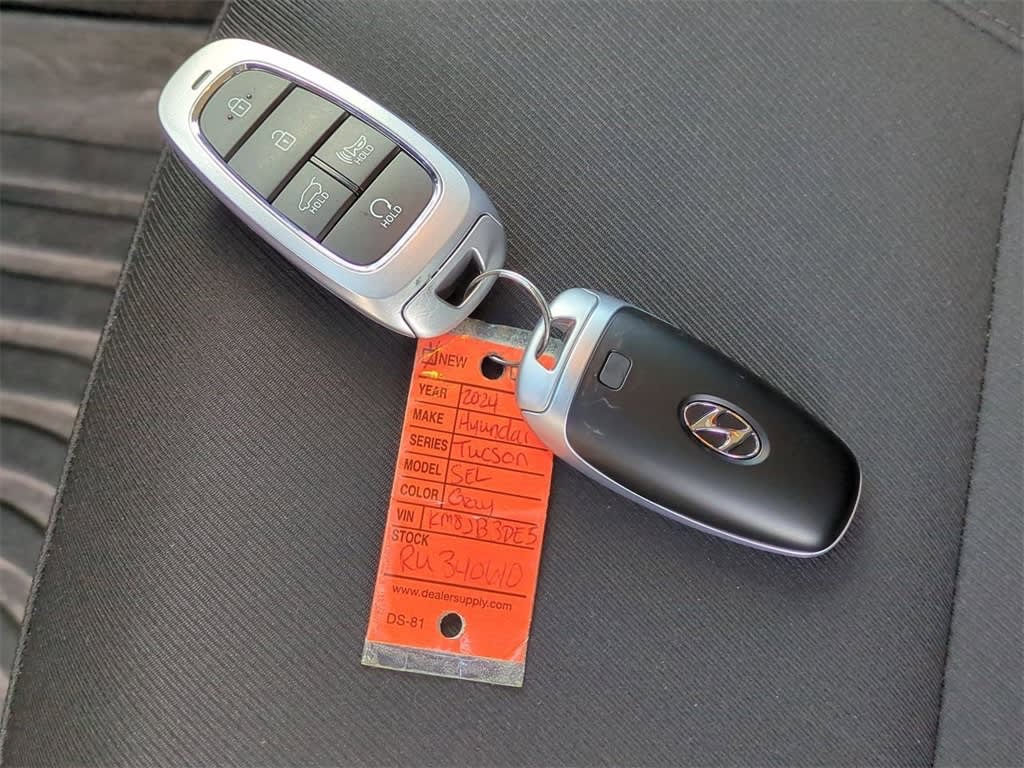 Thumbnail: 2024 Hyundai Tucson - 30