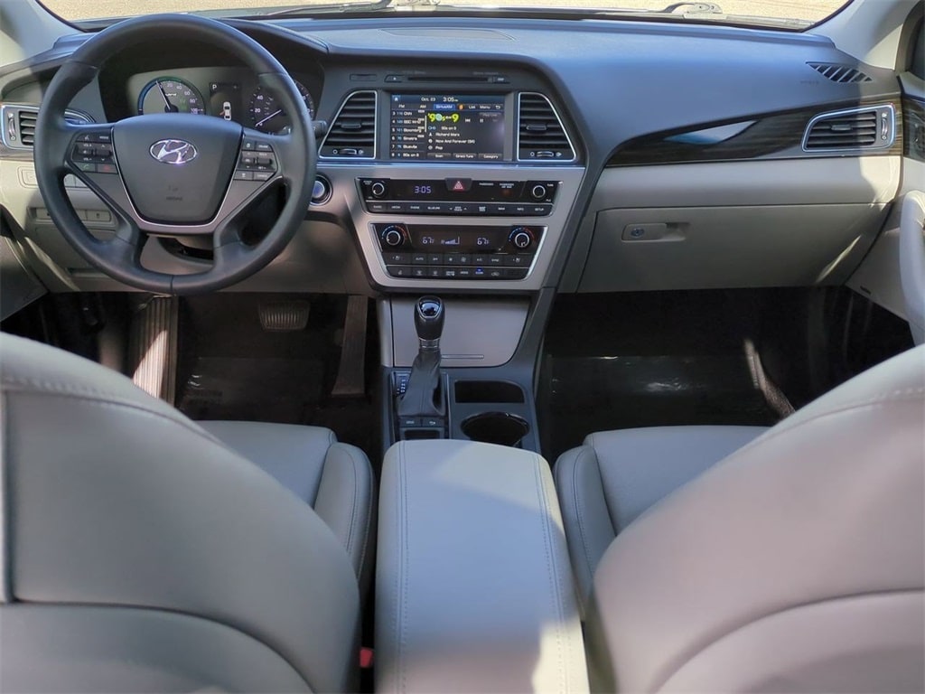 Thumbnail: 2016 Hyundai Sonata - 9