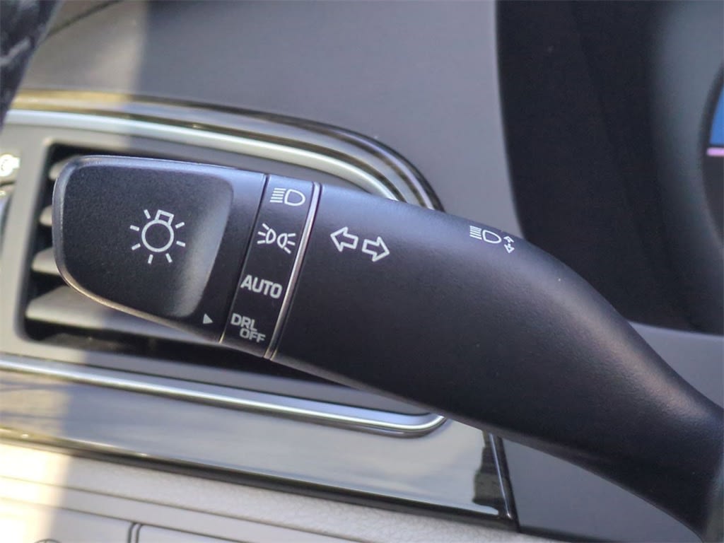 Thumbnail: 2016 Hyundai Sonata - 33