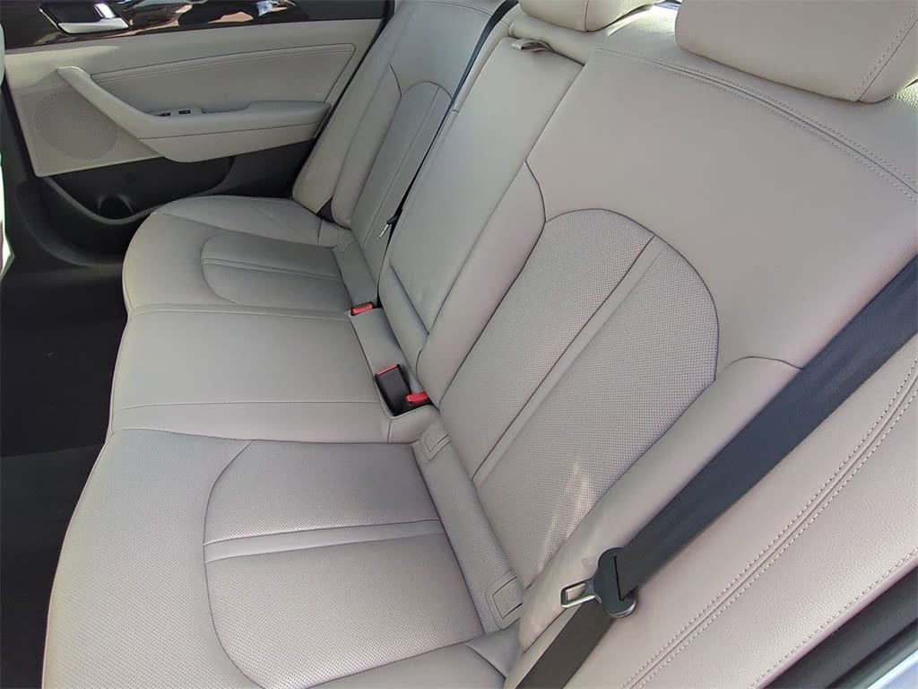 Thumbnail: 2016 Hyundai Sonata - 12