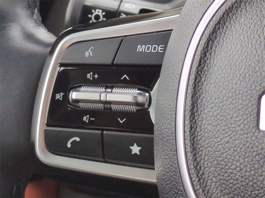 Thumbnail: 2024 Kia Carnival - 30