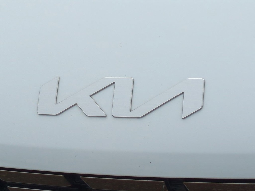 Thumbnail: 2024 Kia Carnival - 7