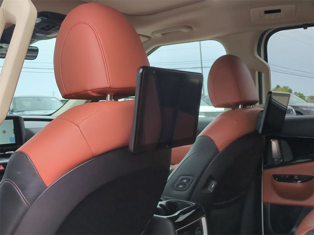 Thumbnail: 2024 Kia Carnival - 11