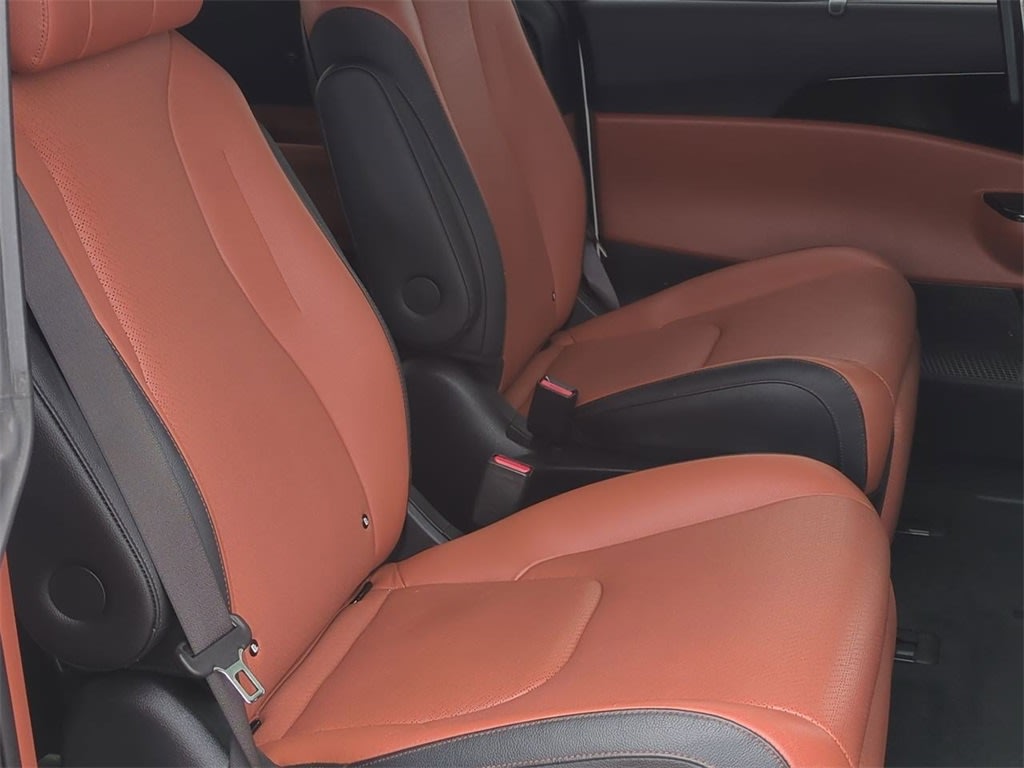 Thumbnail: 2024 Kia Carnival - 27