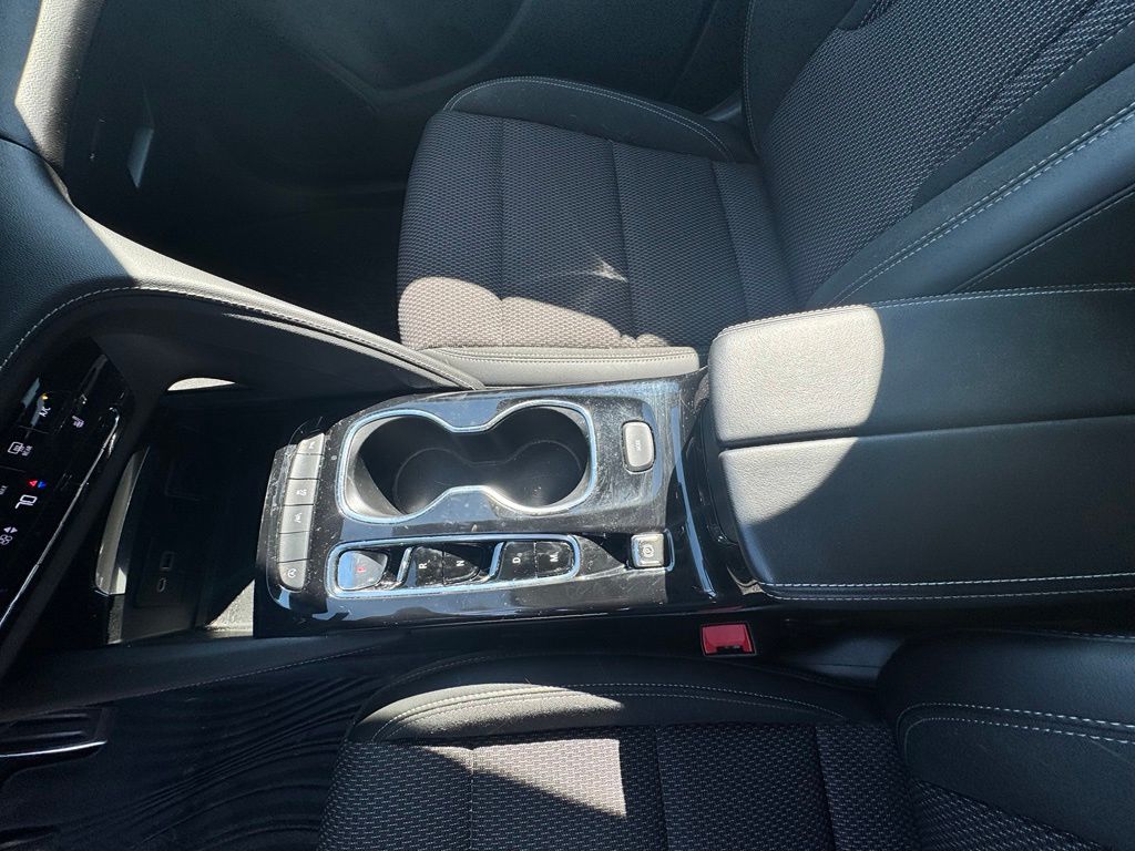 Thumbnail: 2022 Buick Envision - 9