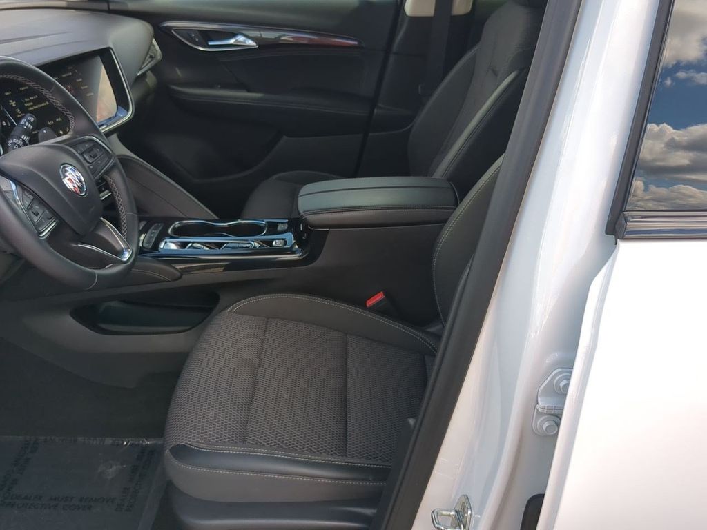 Thumbnail: 2022 Buick Envision - 10