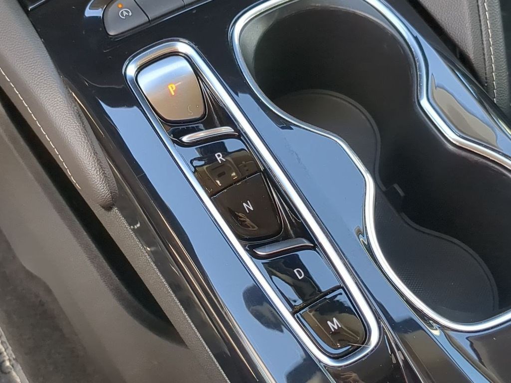 Thumbnail: 2022 Buick Envision - 15