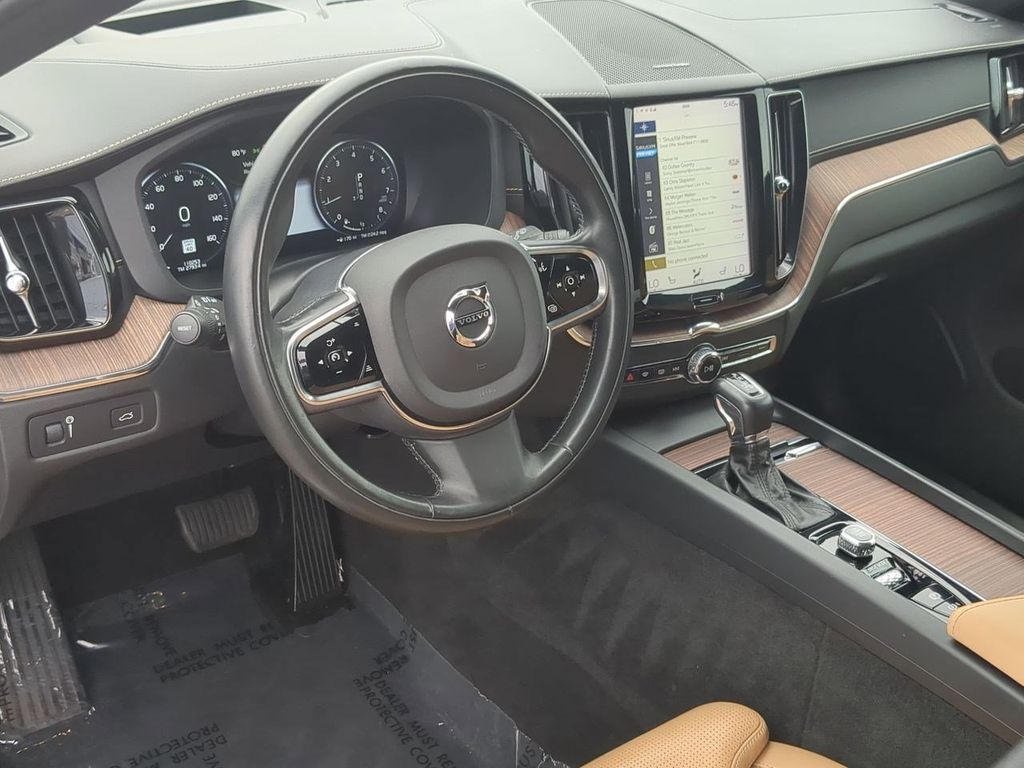 Thumbnail: 2019 Volvo XC60 - 2