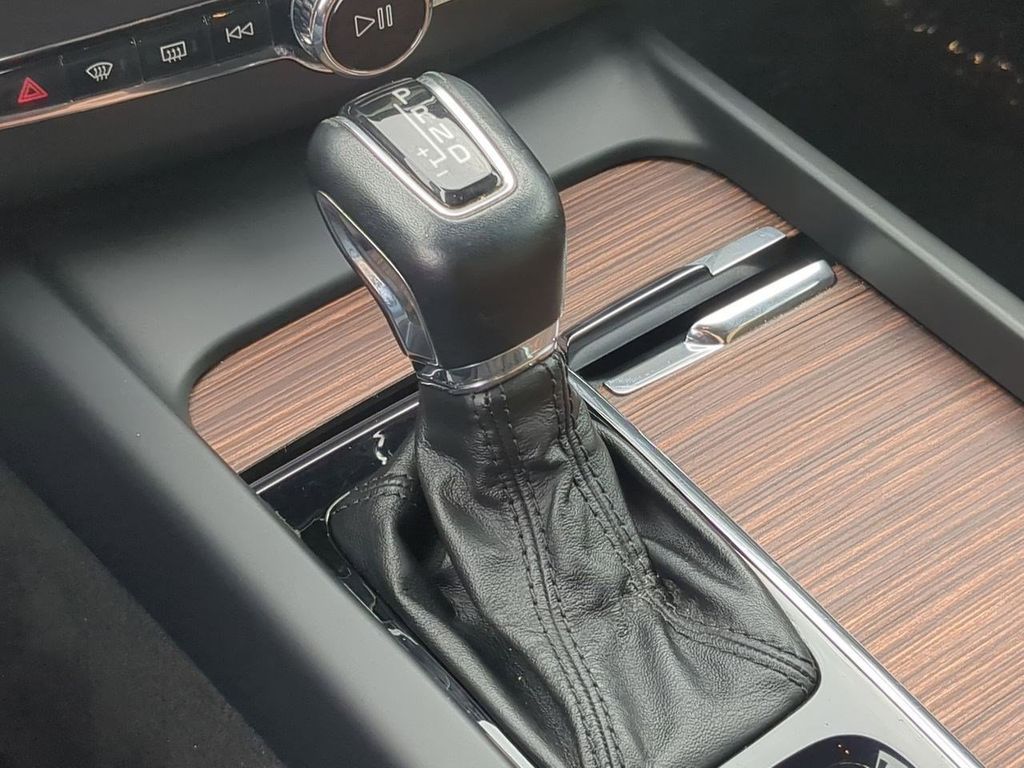 Thumbnail: 2019 Volvo XC60 - 31