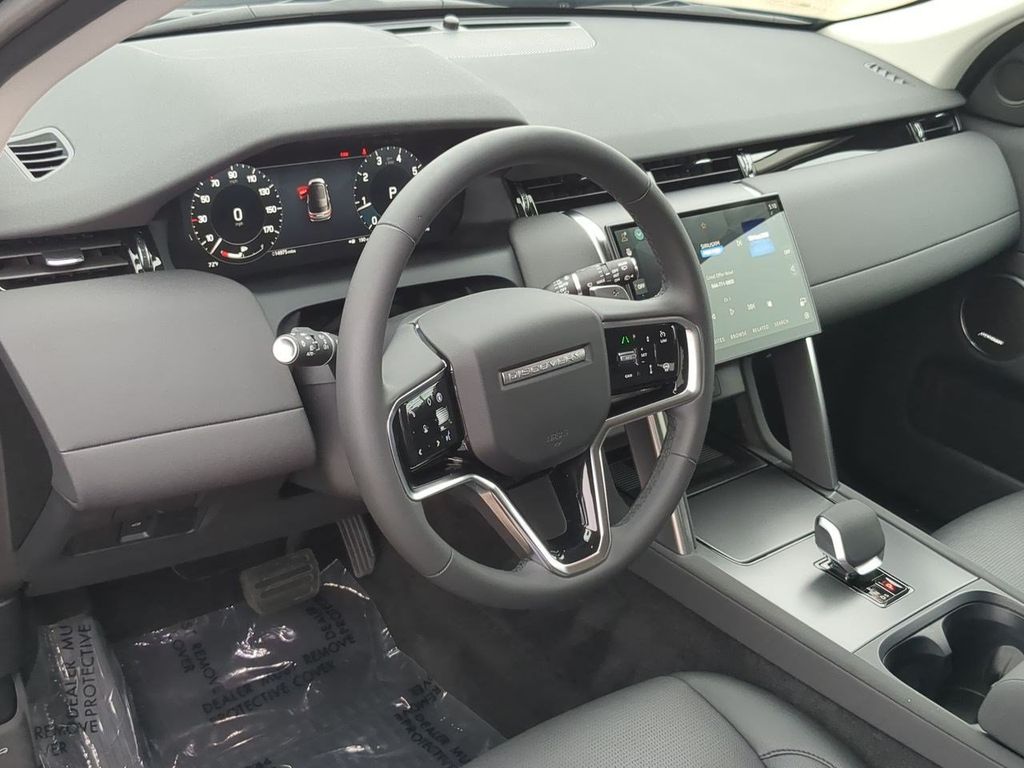 Thumbnail: 2025 Land Rover Discovery Sport - 2