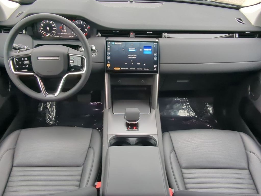 Thumbnail: 2025 Land Rover Discovery Sport - 9