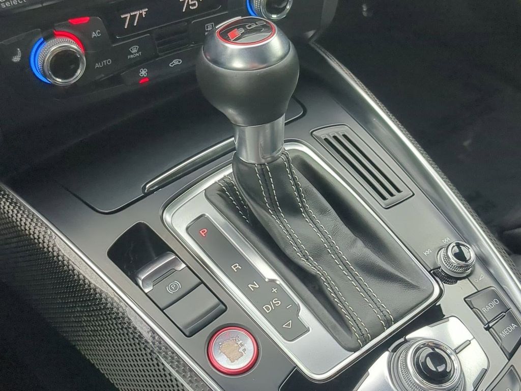 Thumbnail: 2014 Audi SQ5 - 33