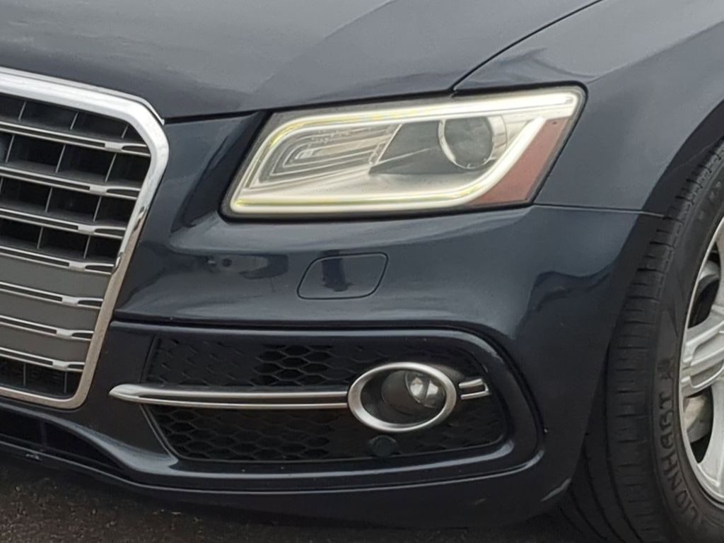 Thumbnail: 2014 Audi SQ5 - 22