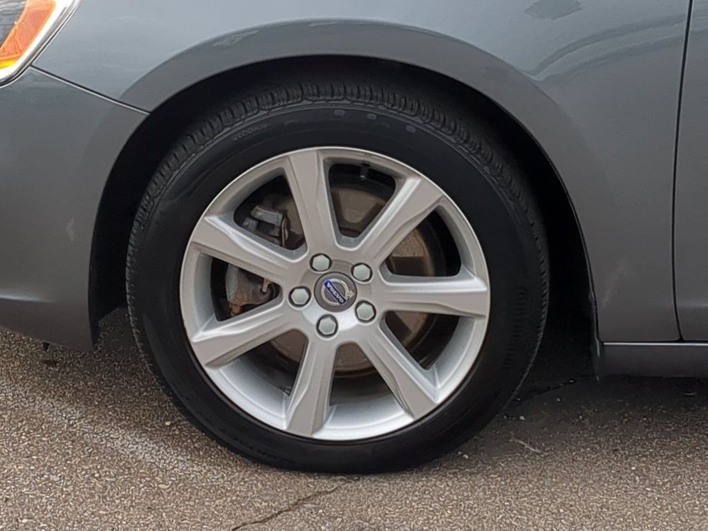 Thumbnail: 2016 Volvo S60 - 5