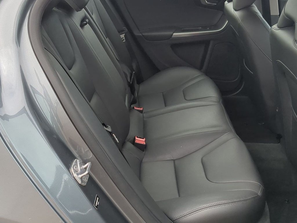 Thumbnail: 2016 Volvo S60 - 20
