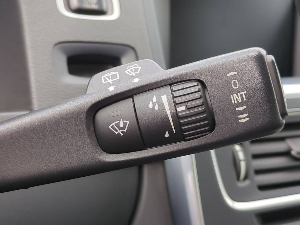2017 Volvo V60 T5 33