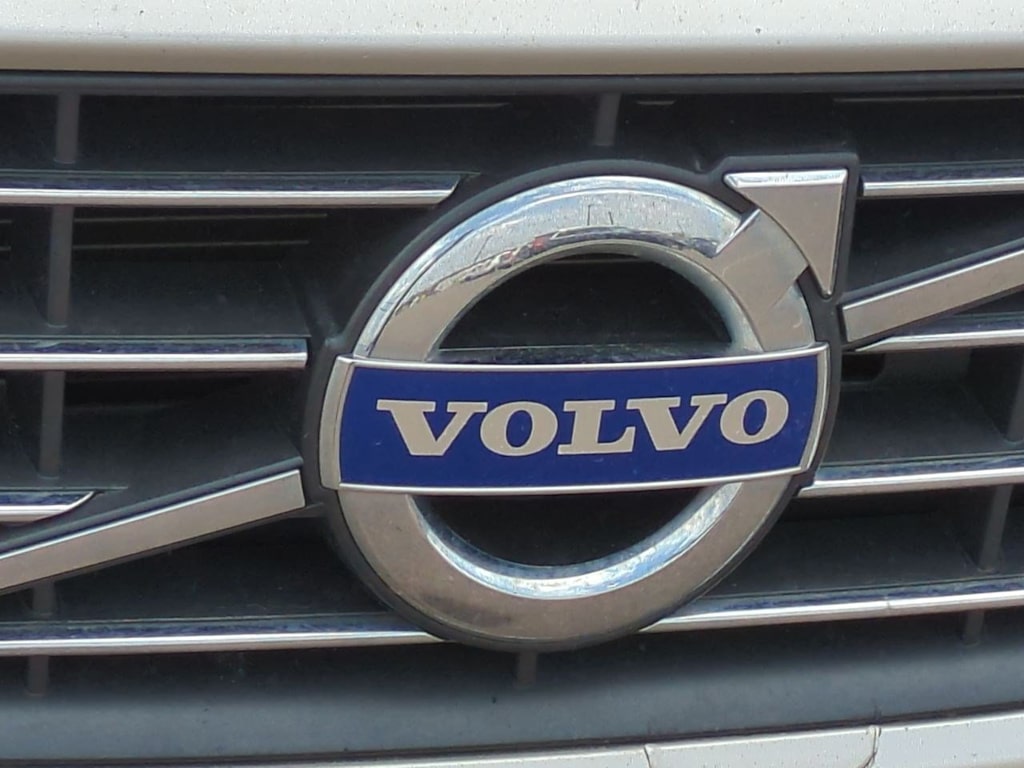 2017 Volvo V60 T5 25