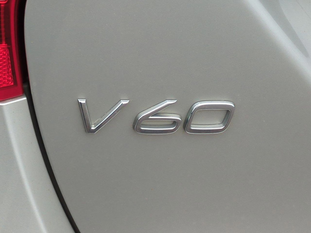 2017 Volvo V60 T5 7