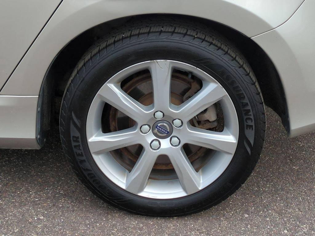 2017 Volvo V60 T5 8
