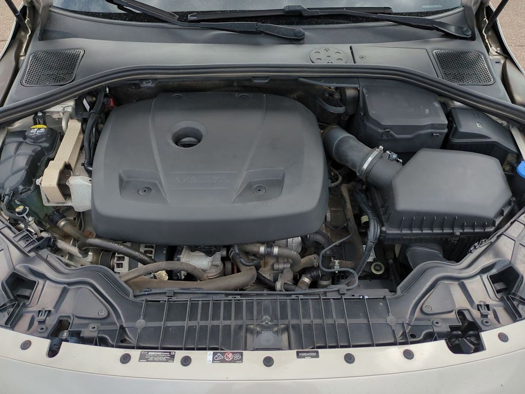 2017 Volvo V60 T5 9