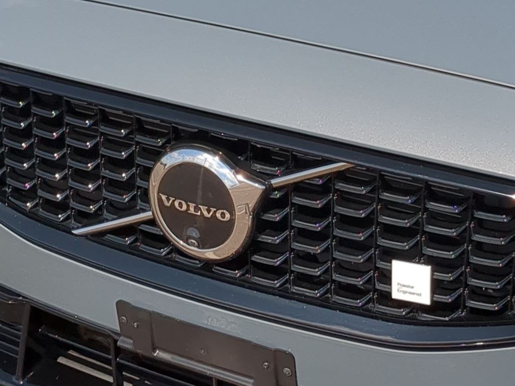 Thumbnail: 2024 Volvo V60 - 7
