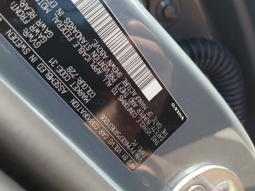 Thumbnail: 2024 Volvo V60 - 33