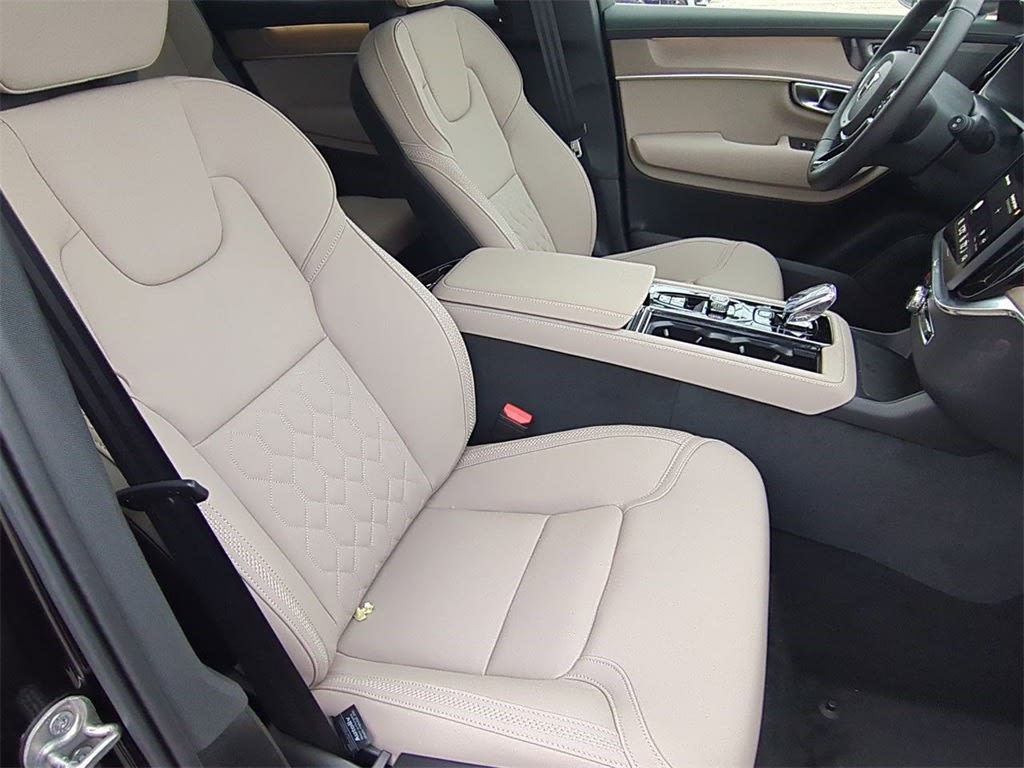 Thumbnail: 2026 Volvo XC90 - 28