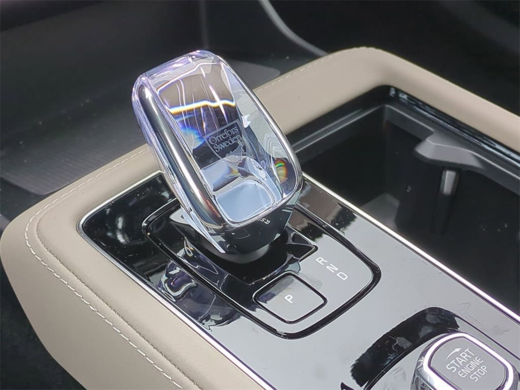 Thumbnail: 2026 Volvo XC90 - 15