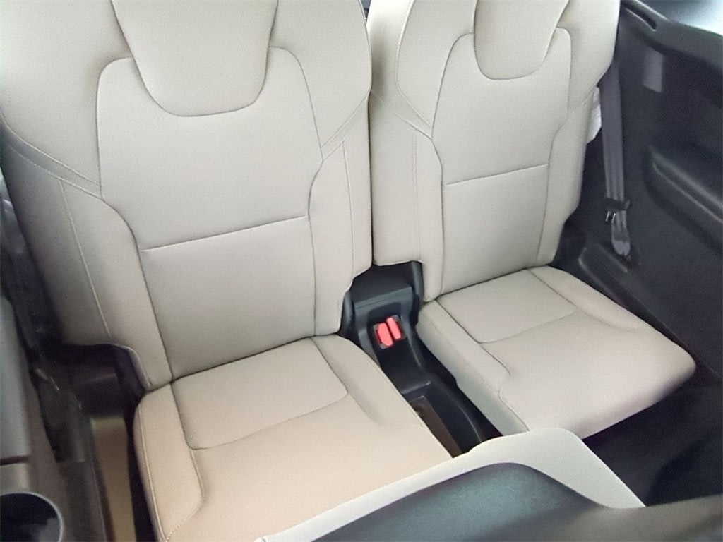 Thumbnail: 2026 Volvo XC90 - 26