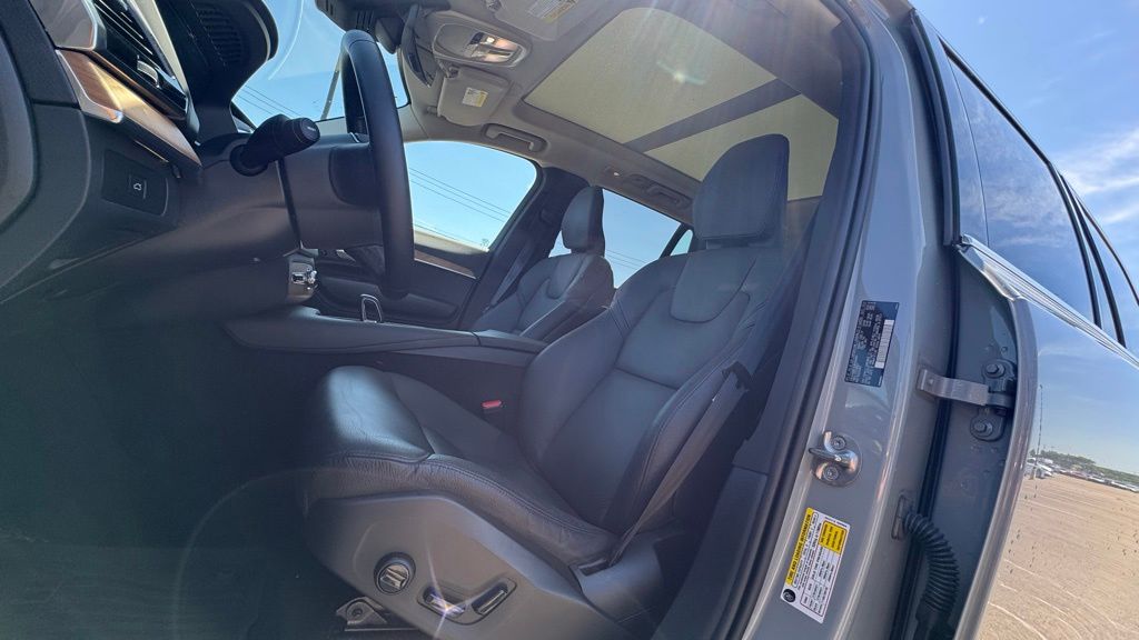 Thumbnail: 2024 Volvo XC90 - 8