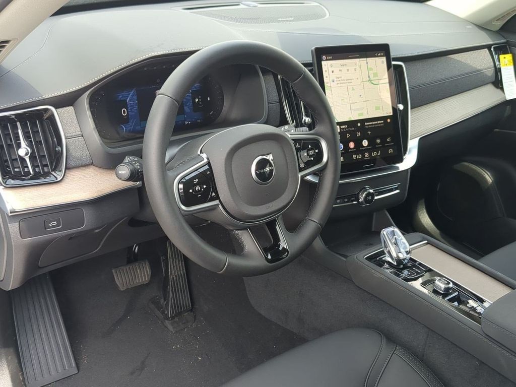 Thumbnail: 2026 Volvo XC90 - 2