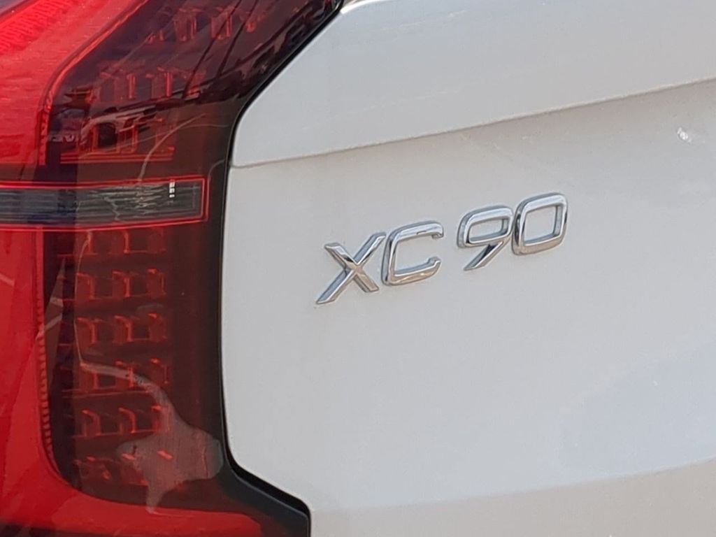 Thumbnail: 2026 Volvo XC90 - 23
