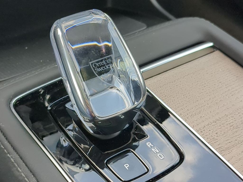 Thumbnail: 2026 Volvo XC90 - 31
