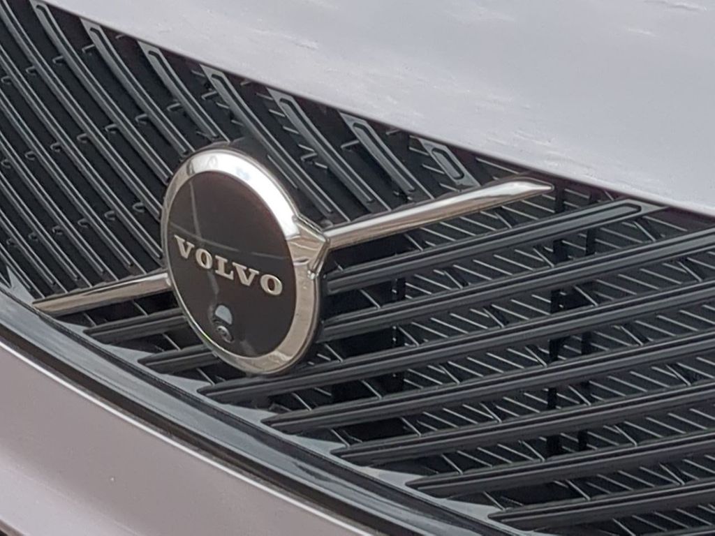 Thumbnail: 2026 Volvo XC90 - 7