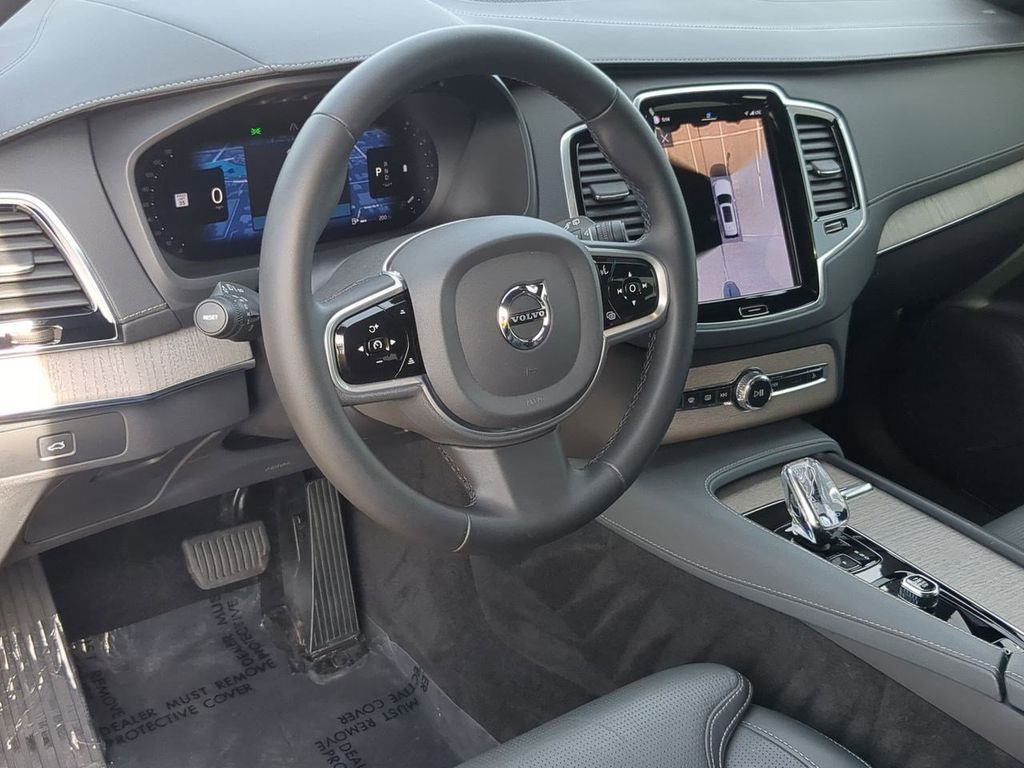 Thumbnail: 2023 Volvo XC90 - 2