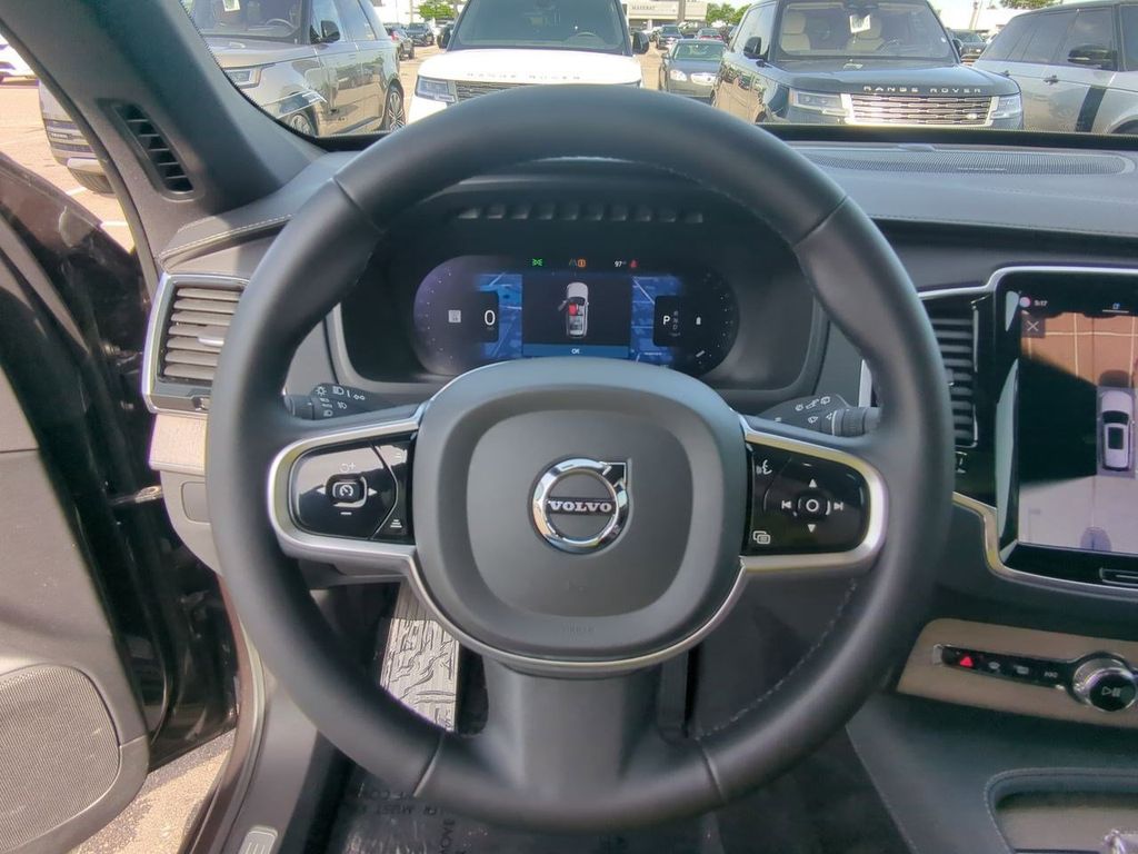 Thumbnail: 2023 Volvo XC90 - 13