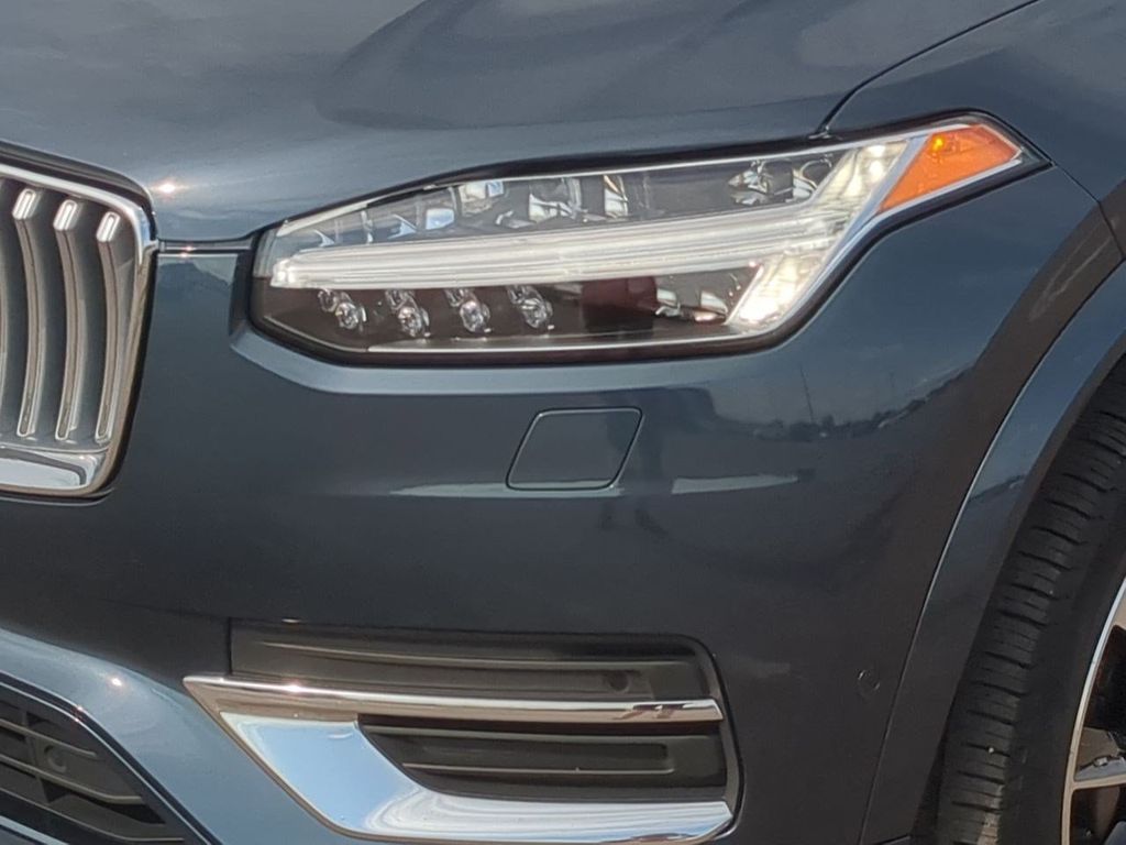 Thumbnail: 2024 Volvo XC90 - 21