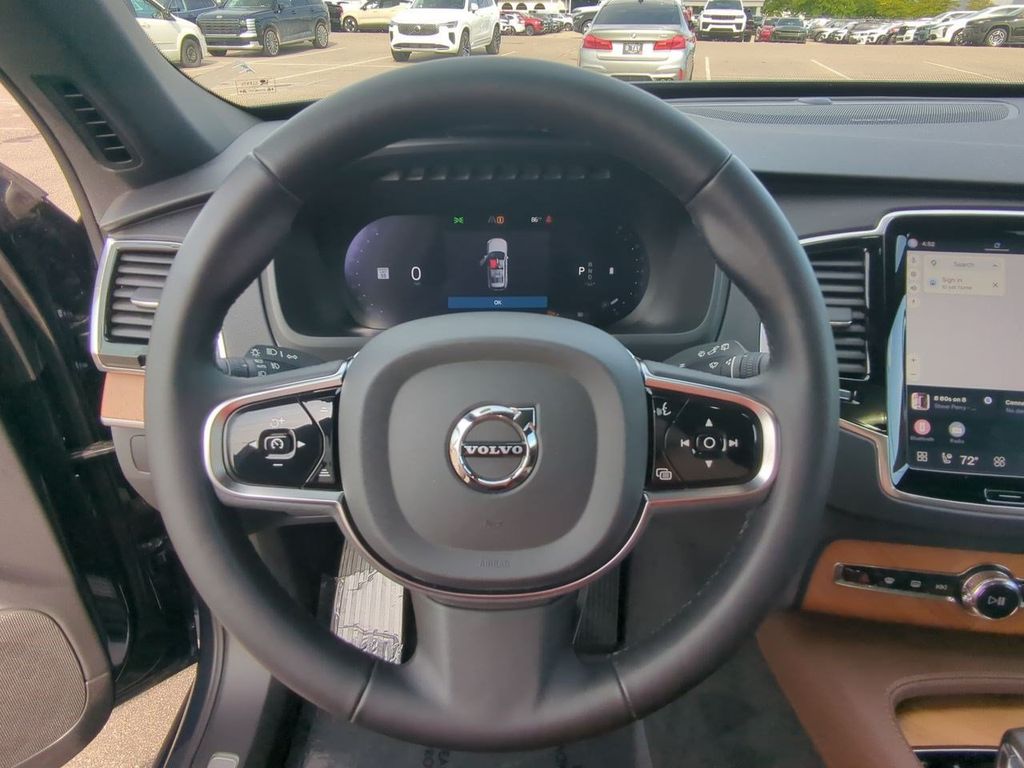 Thumbnail: 2024 Volvo XC90 - 13