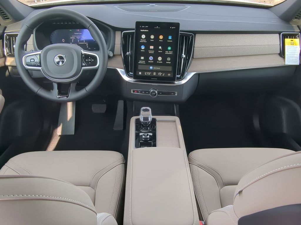 Thumbnail: 2026 Volvo XC90 - 9